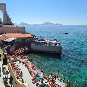Grand Large Sur La Corniche Par Conciergerie By Sam Marseille